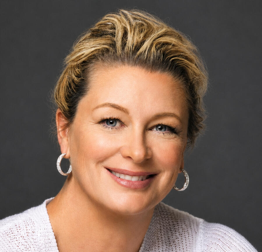 Image of Beloved Contemporary Author of Historical Fiction, Kristin Hannah, best known for her book The Nightingale.